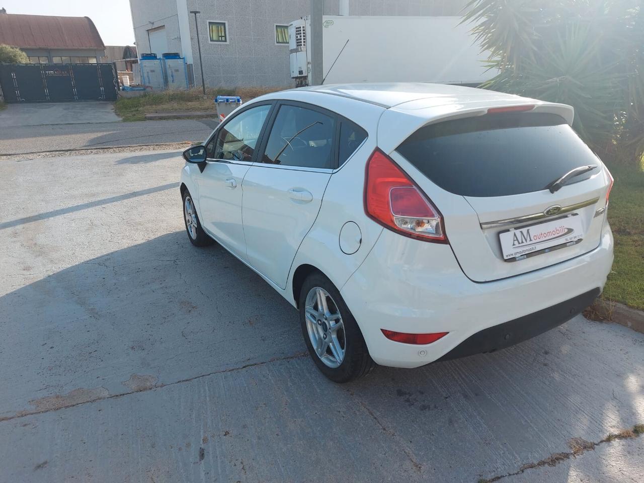 Ford Fiesta 1.5 TDCi 75 cv. 5 porte Titanium