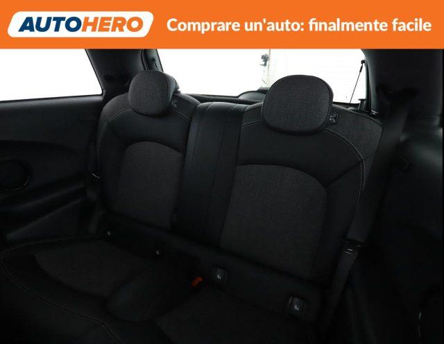 MINI Cooper SE Essential