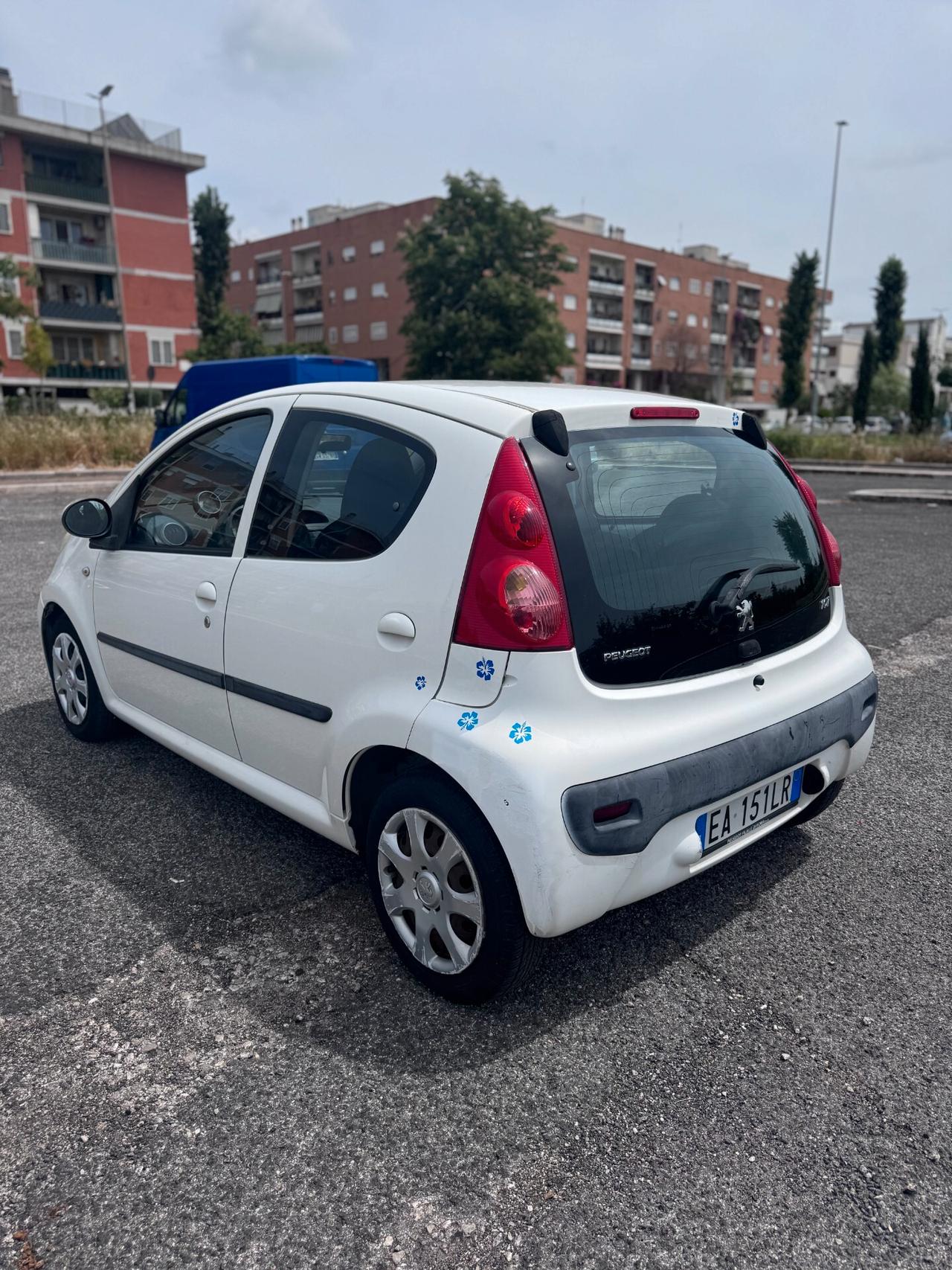Peugeot 107 1.0 68CV 5p. AUTOMATICA