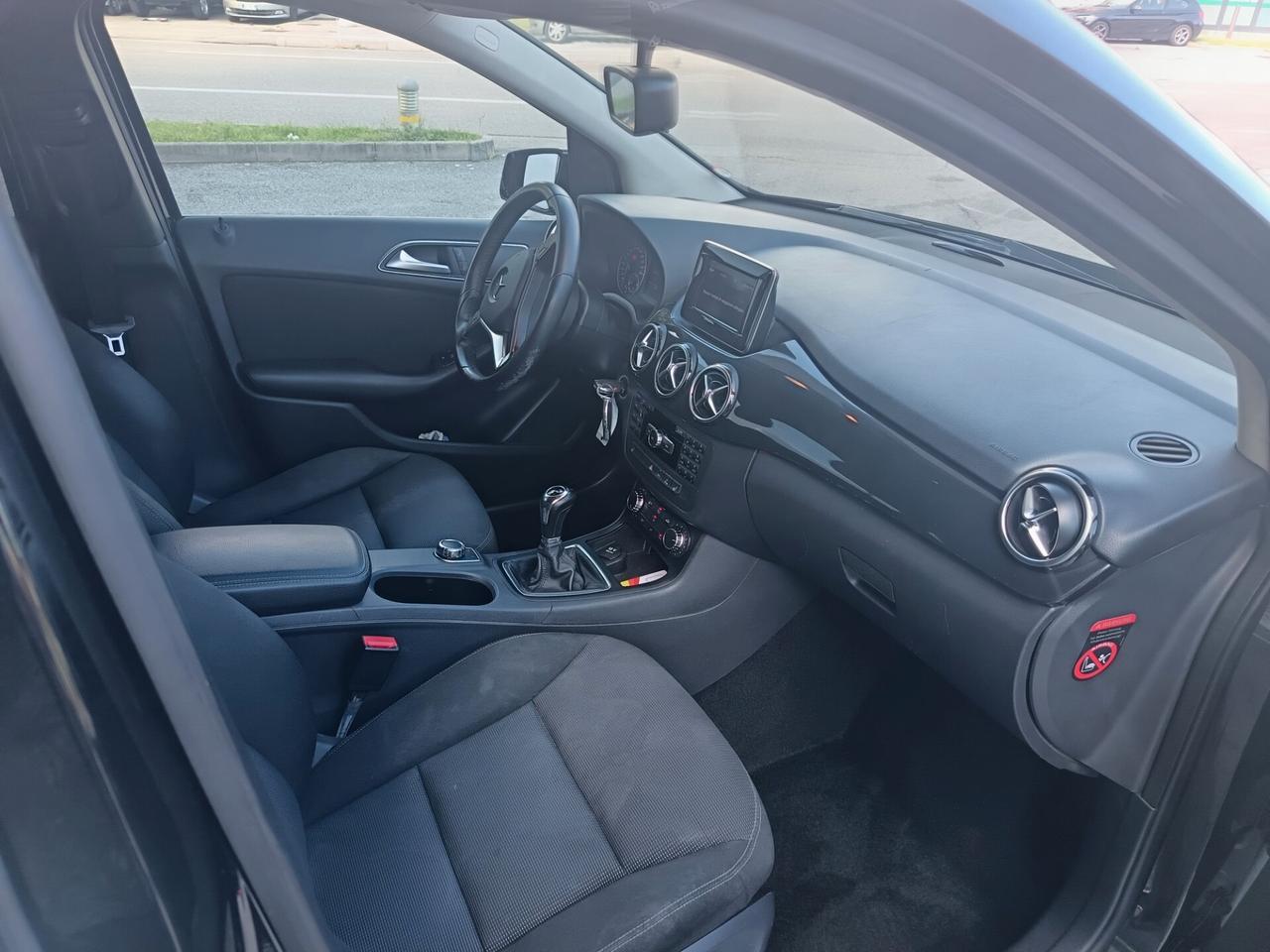 Mercedes-benz B 180 CDI BlueEFFICIENCY Executive
