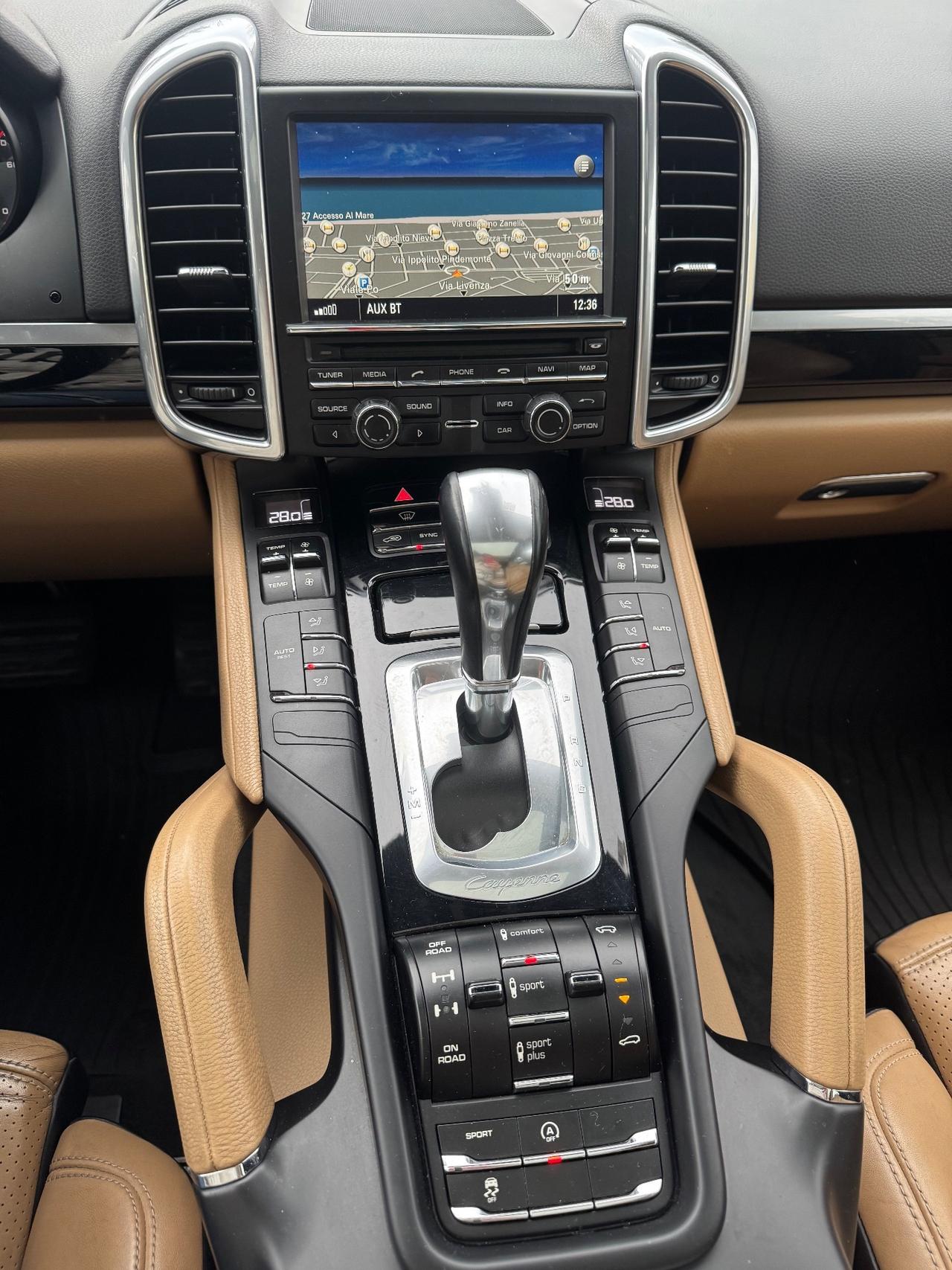 PORSCHE CAYENNE 3.0 250cv FULL FULL (PERMUTO)