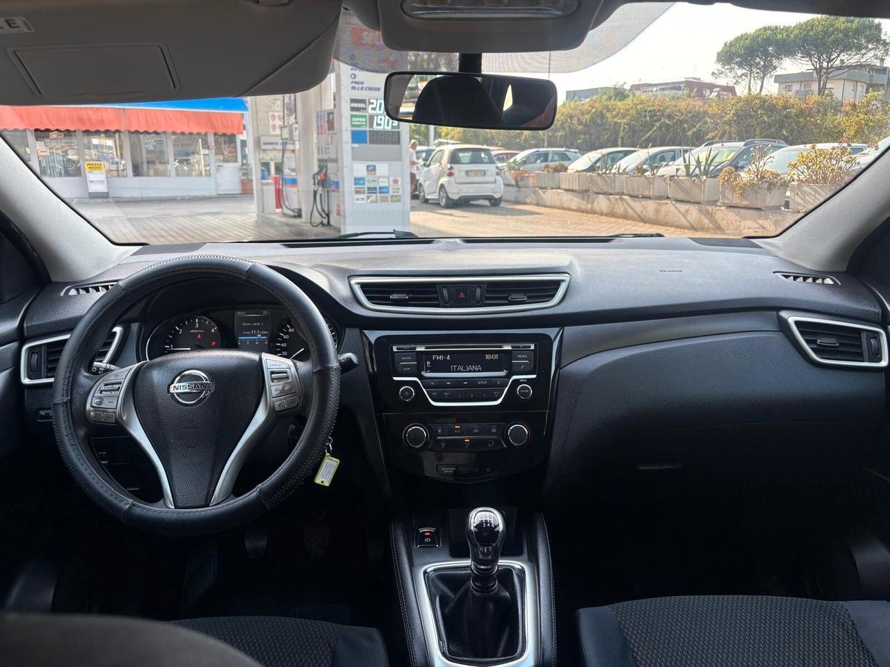 Nissan Qashqai 1.5 dCi Visia