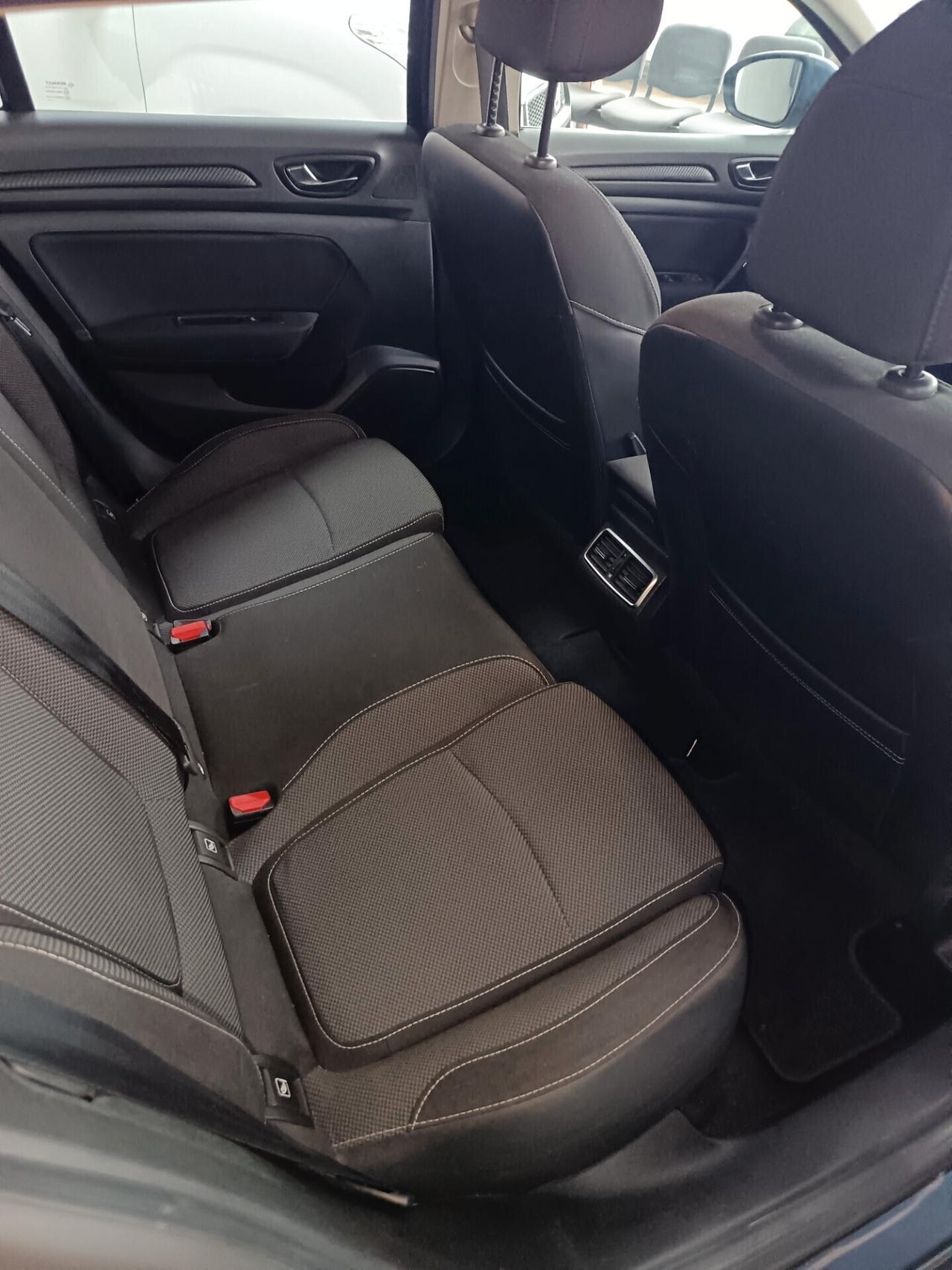 Renault Megane Mégane Sporter Blue dCi 115 CV EDC Intens
