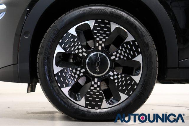 FIAT 600 HYBRID 100 CV DCT MHEV LA PRIMA NEOPATENTATI