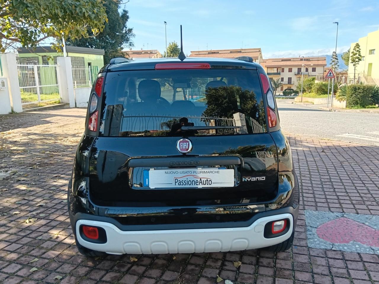 Fiat Panda 1.0 FireFly S&S Hybrid Pandina 2025