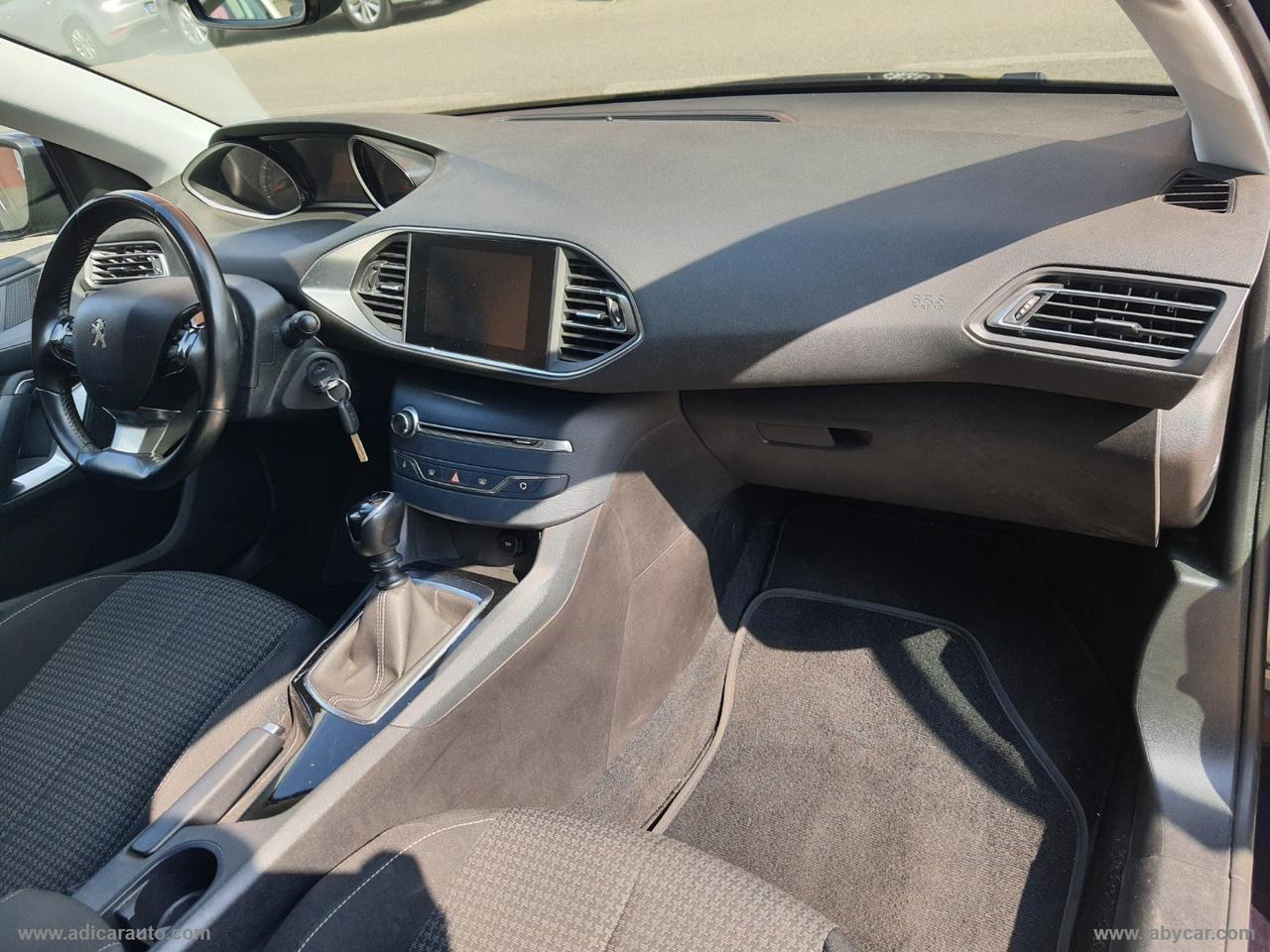 PEUGEOT 308 PureTech Turbo 130 S&S SW Allure