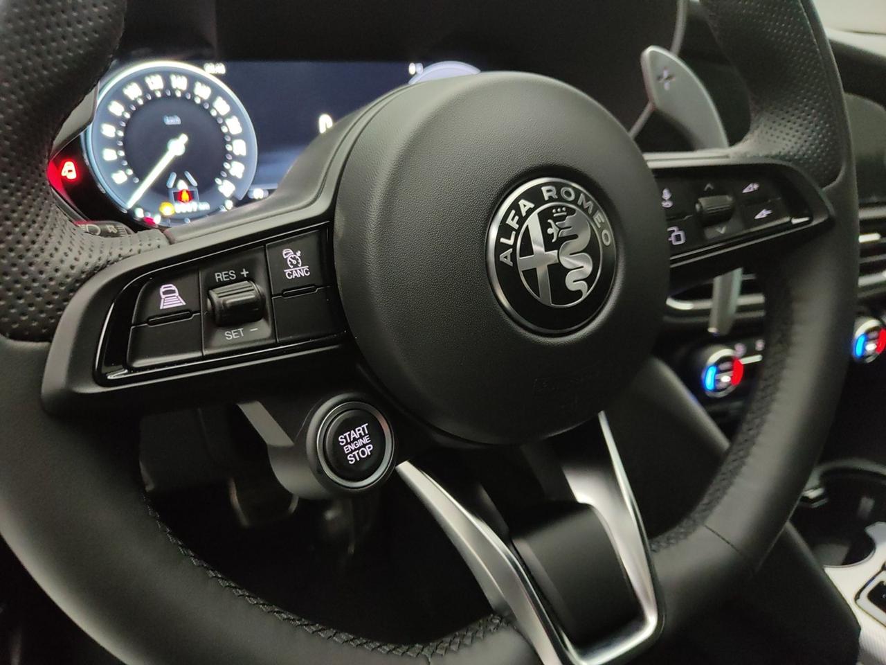 ALFA ROMEO Giulia 2023 2.2 TD 160CV SPRINT AT8