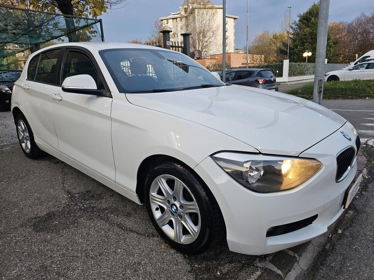 Bmw 116d 115cv Joy*Clima*Cerchi*PDC*Unipro*Euro5*