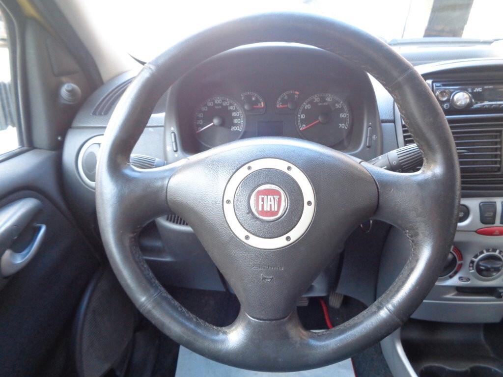 Fiat Punto 1.3 MJT 69CV (Neopatentati)