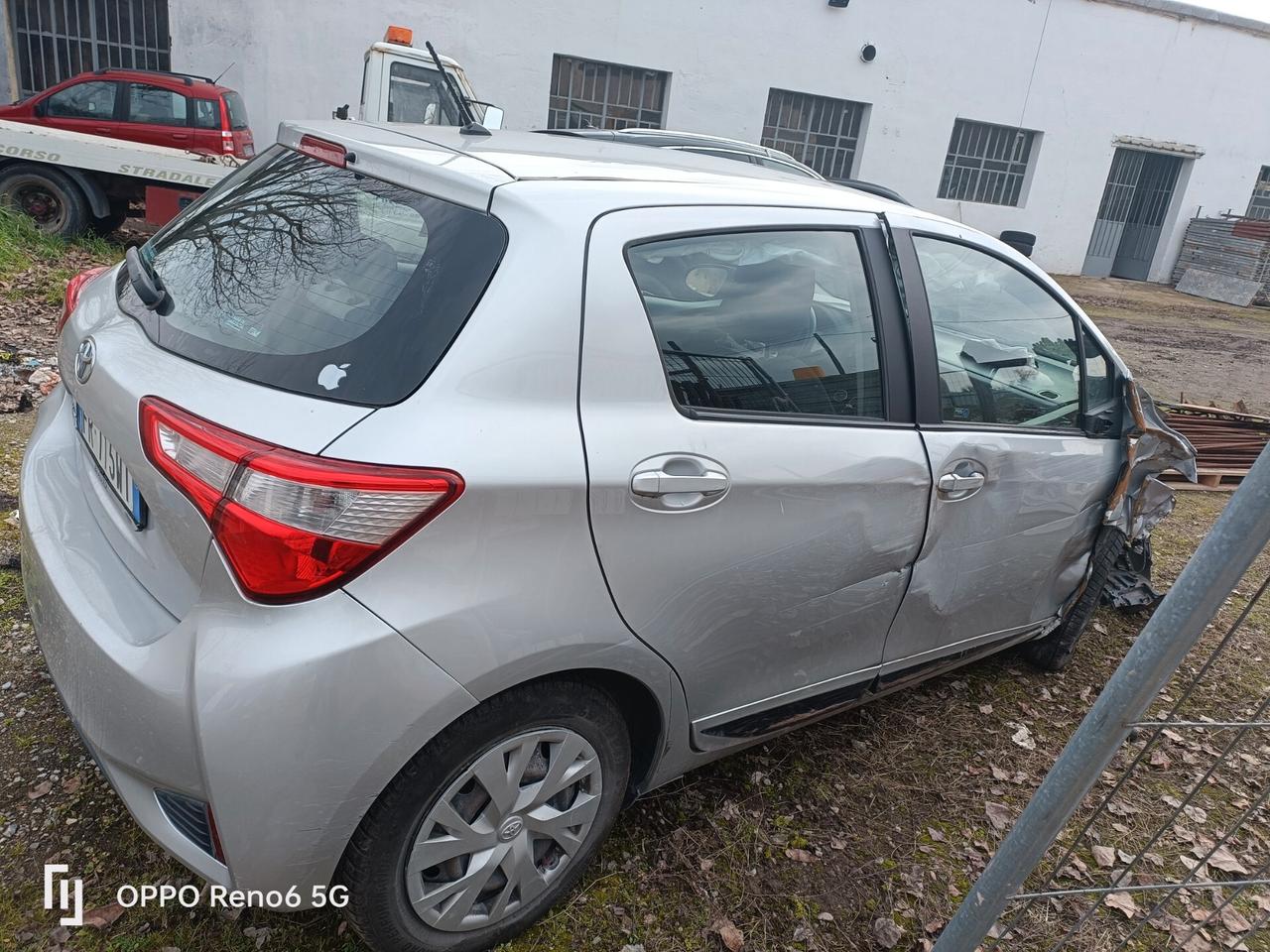 Toyota Yaris 1.0 72 CV 5 porte Cool