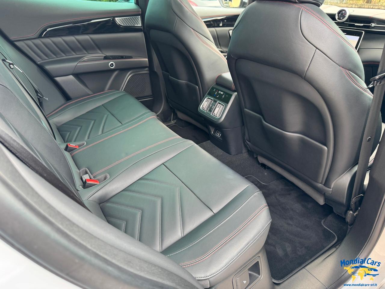 Maserati Grecale MHEV 330 CV AWD Modena