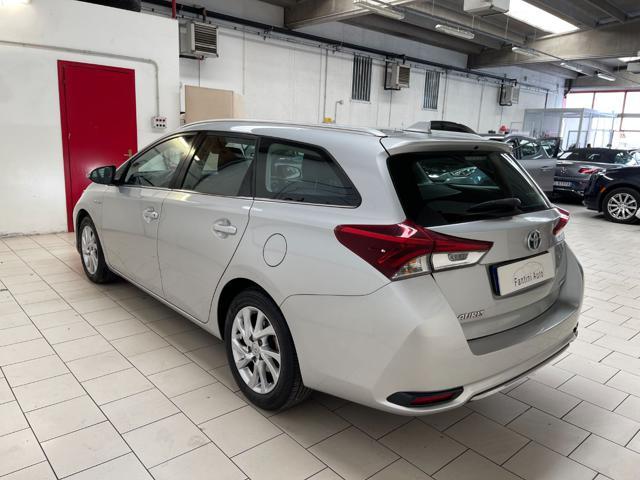 TOYOTA Auris Touring Sports 1.8 Hybrid Business