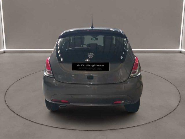 LANCIA Ypsilon 3ª serie - 1.0 FireFly 5 porte S&S Hybrid Plati