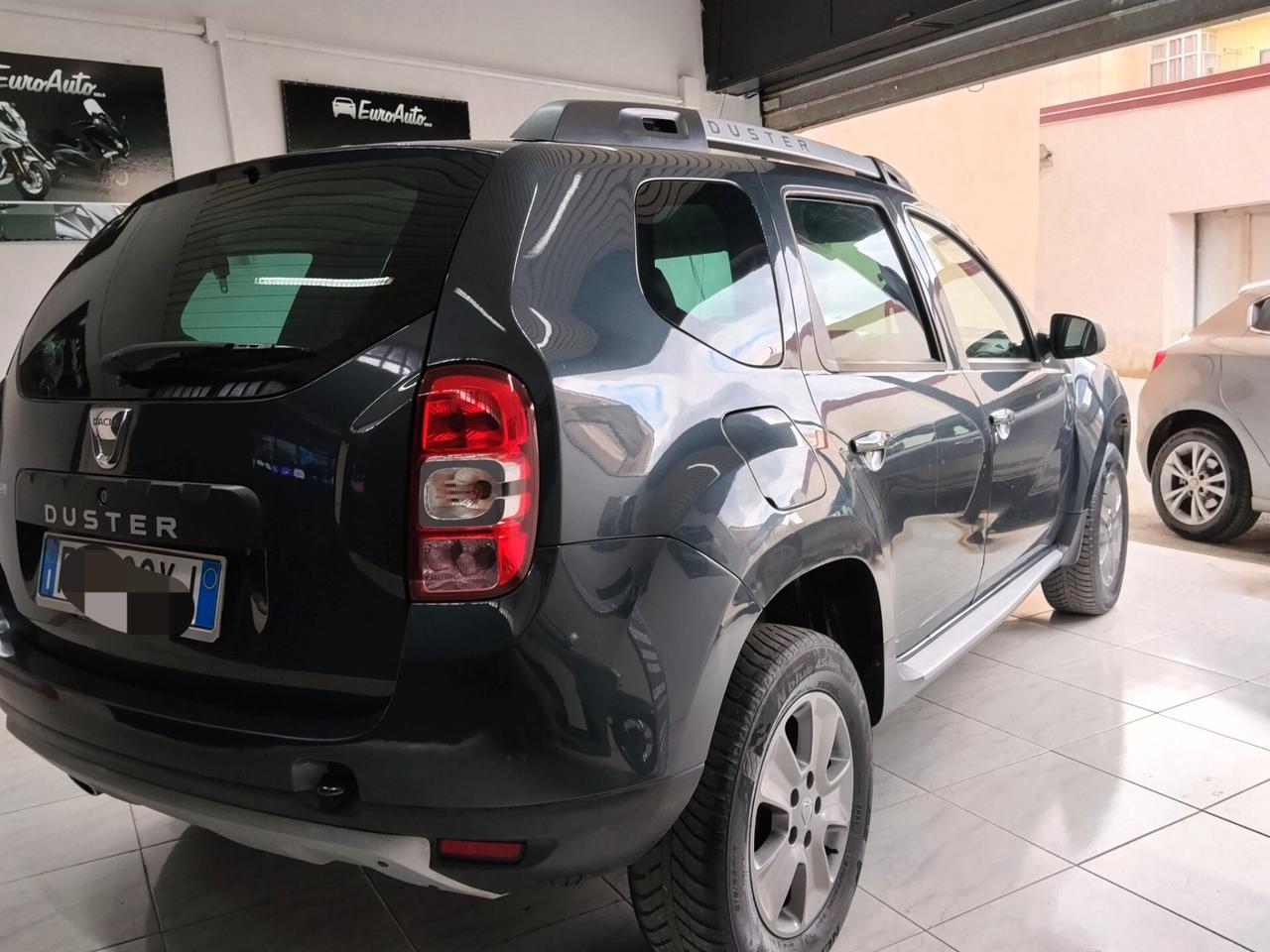 Dacia Duster 1.5 Diesel 2016 CON GARANZIA