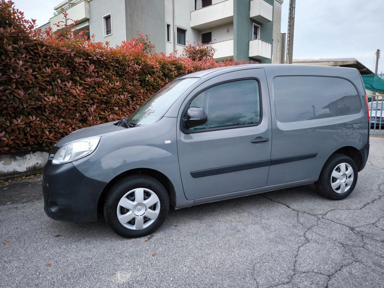 RENAULT KANGOO 1,5 DCI-KM 70000-2016-EURO 6B-IVA COMPRESA