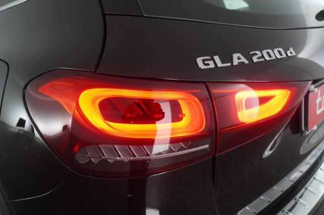 MERCEDES-BENZ CLA sse GLA GLA 200 d Automatic SPORT