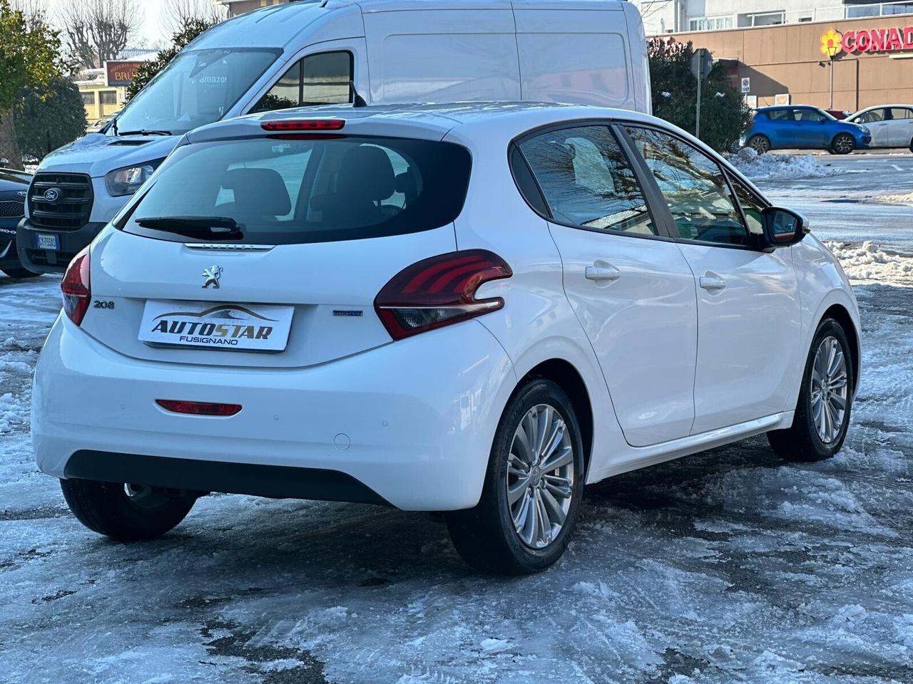 Peugeot 208 BlueHDi 100 5 porte Allure