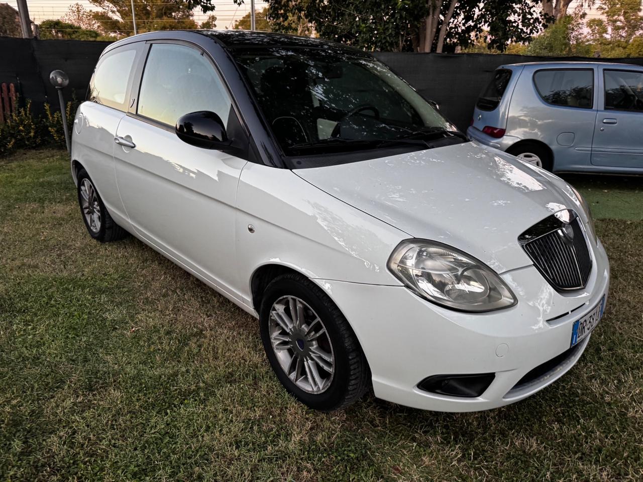 Lancia Ypsilon 1.4 Modamilano GPL