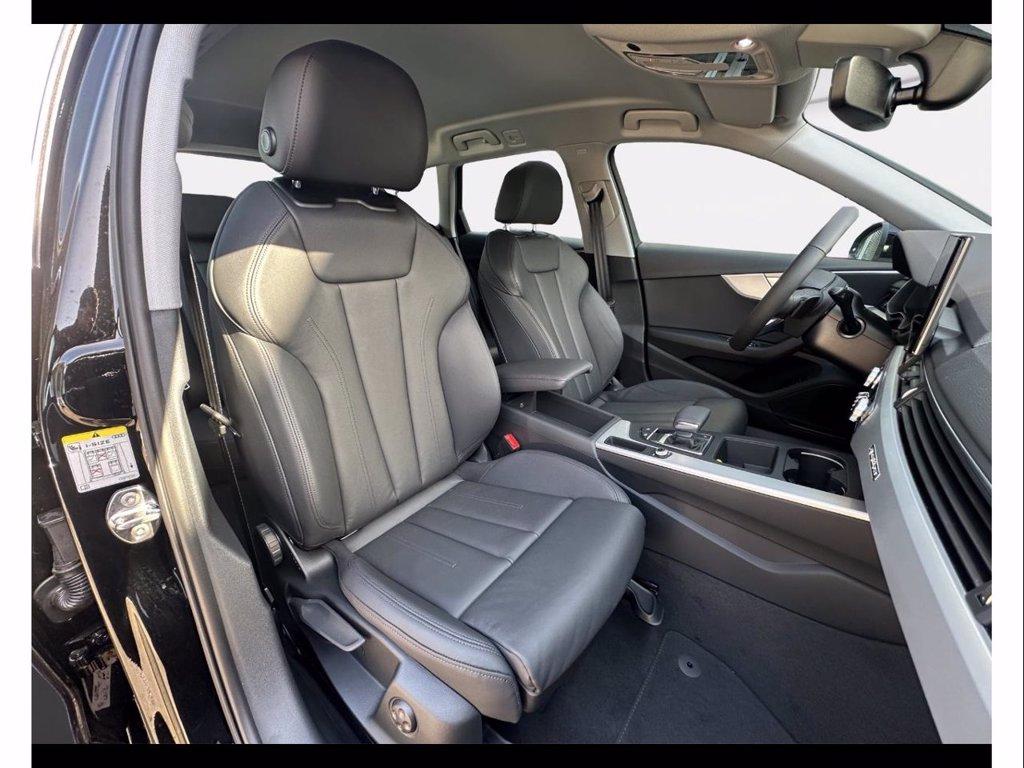 AUDI A4 allroad 40 2.0 tdi mhev business evolution quattro 204cv s-tronic del 2024