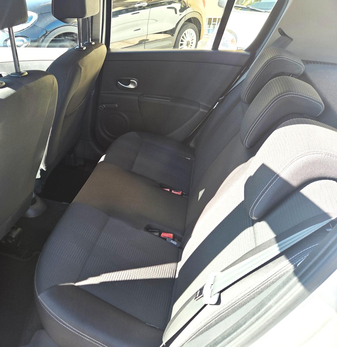 CLIO 1.5 DCI UNICO PROPR. BEN TENUTA NAVIGATORE