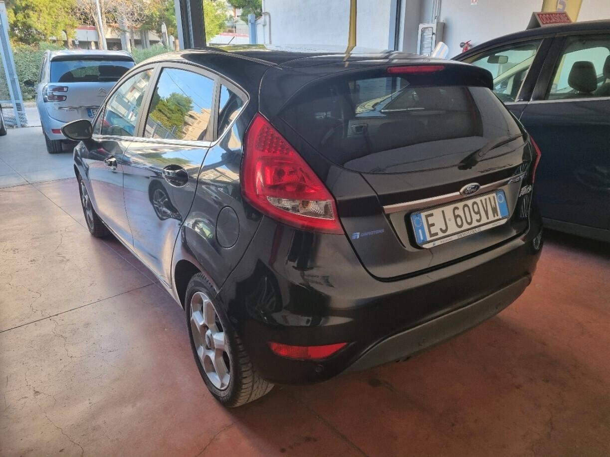 Ford Fiesta 1.4 TDCi 5p. Titanium