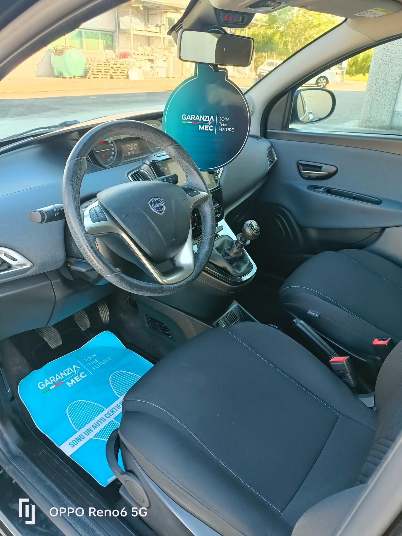 Lancia Ypsilon 1.0 FireFly 5 porte S&S Hybrid Ecochic Gold
