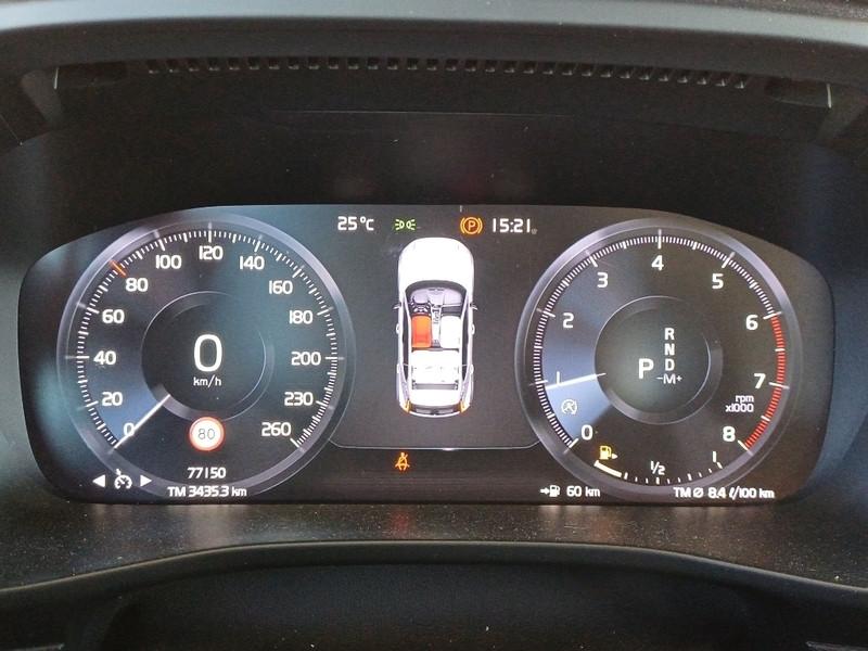 VOLVO XC40 T2 AUTOMATICO MOMENTUM SUV