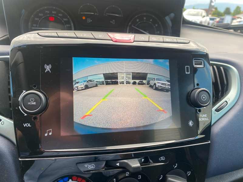 LANCIA Ypsilon 1.0 firefly hybrid Platino s&s 70cv