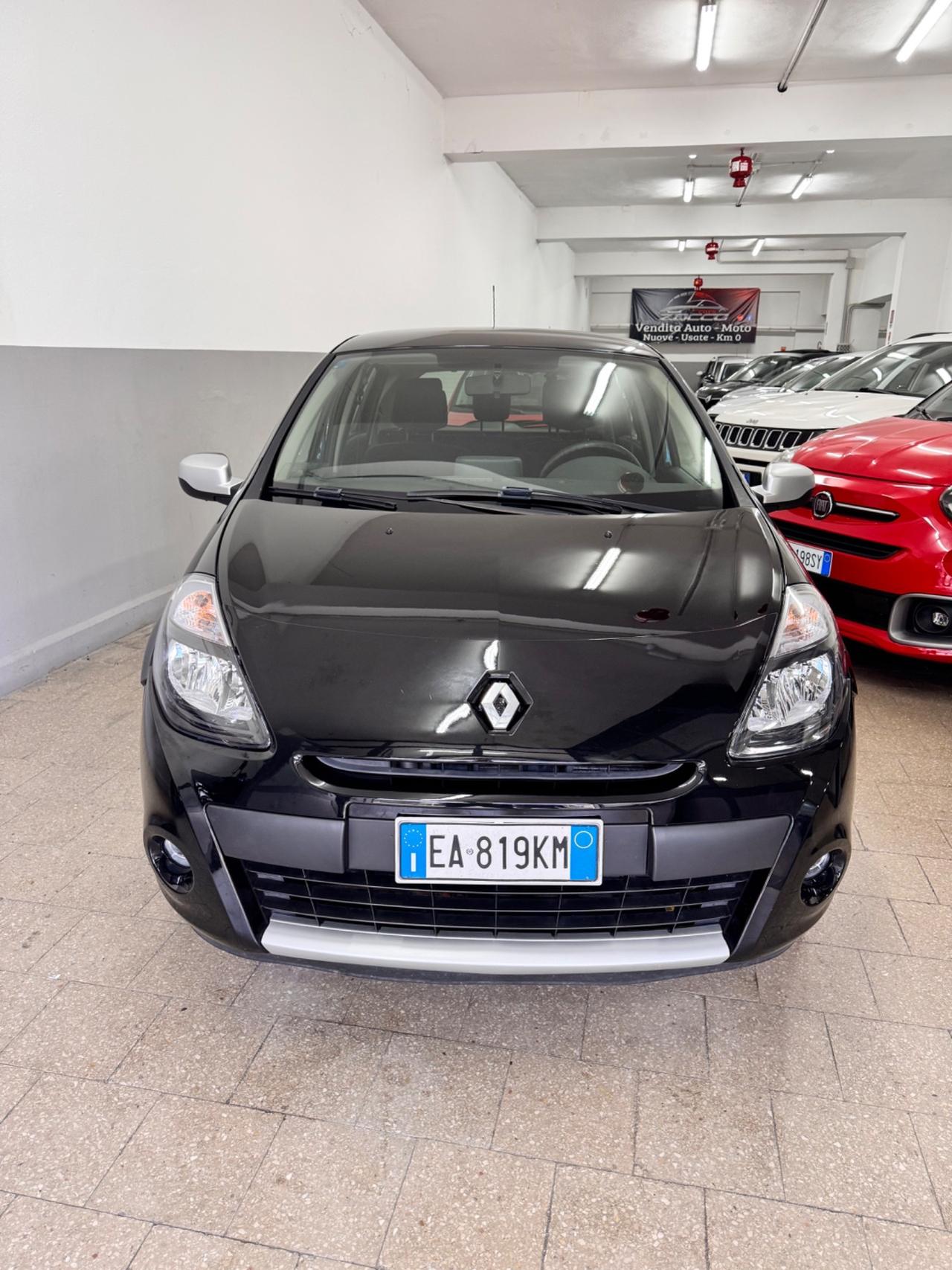 Renault Clio 1.2 75 Cv 5 Porte Benz/Gpl 115.000 KM