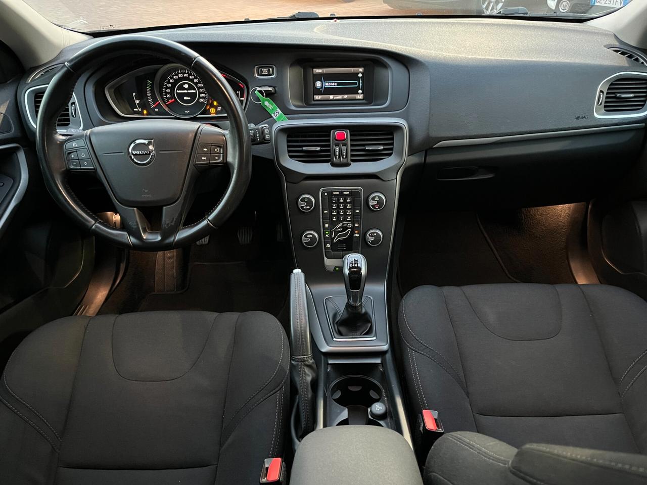 Volvo V40 D2 Business