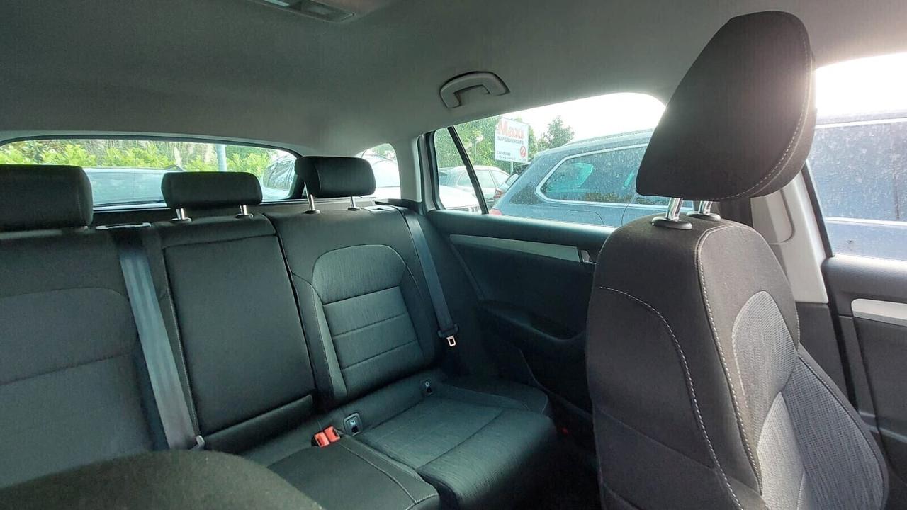 Skoda Superb 1.6 Cambio Automatico Neopatentati