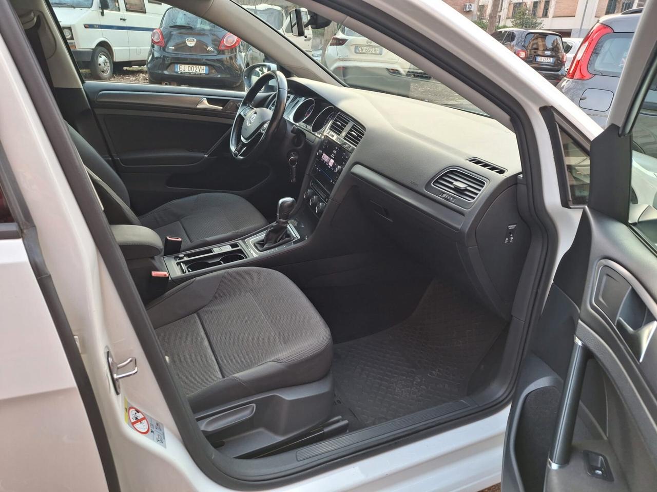 Volkswagen Golf 1.0 TSI 110 CV DSG C.AUTOM. 5p. COMFORT LINE