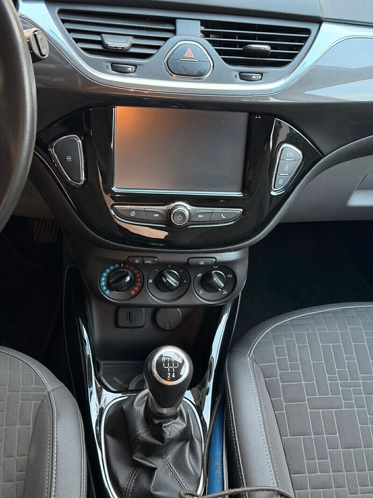 Opel Corsa 1.4 90CV GPL Tech 5 porte Innovation