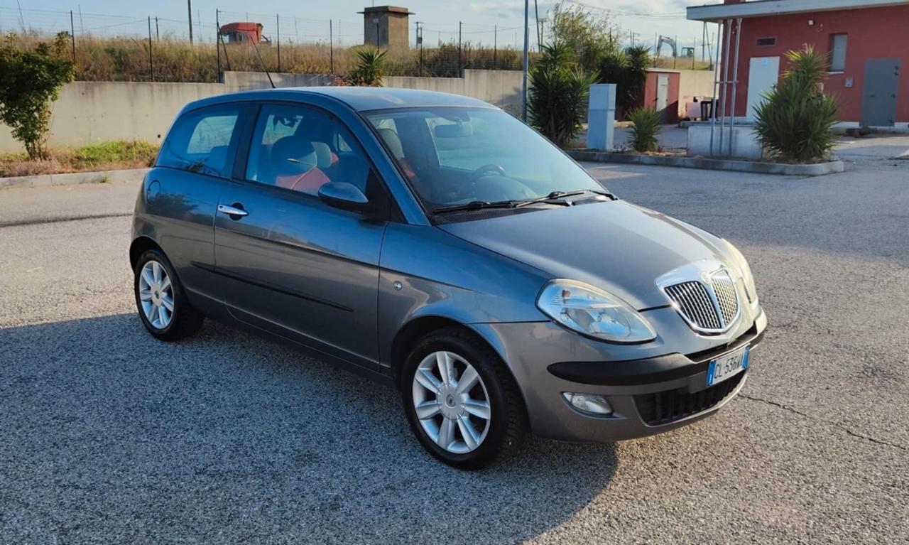 Lancia Ypsilon 1.3 Multijet 16V Platino