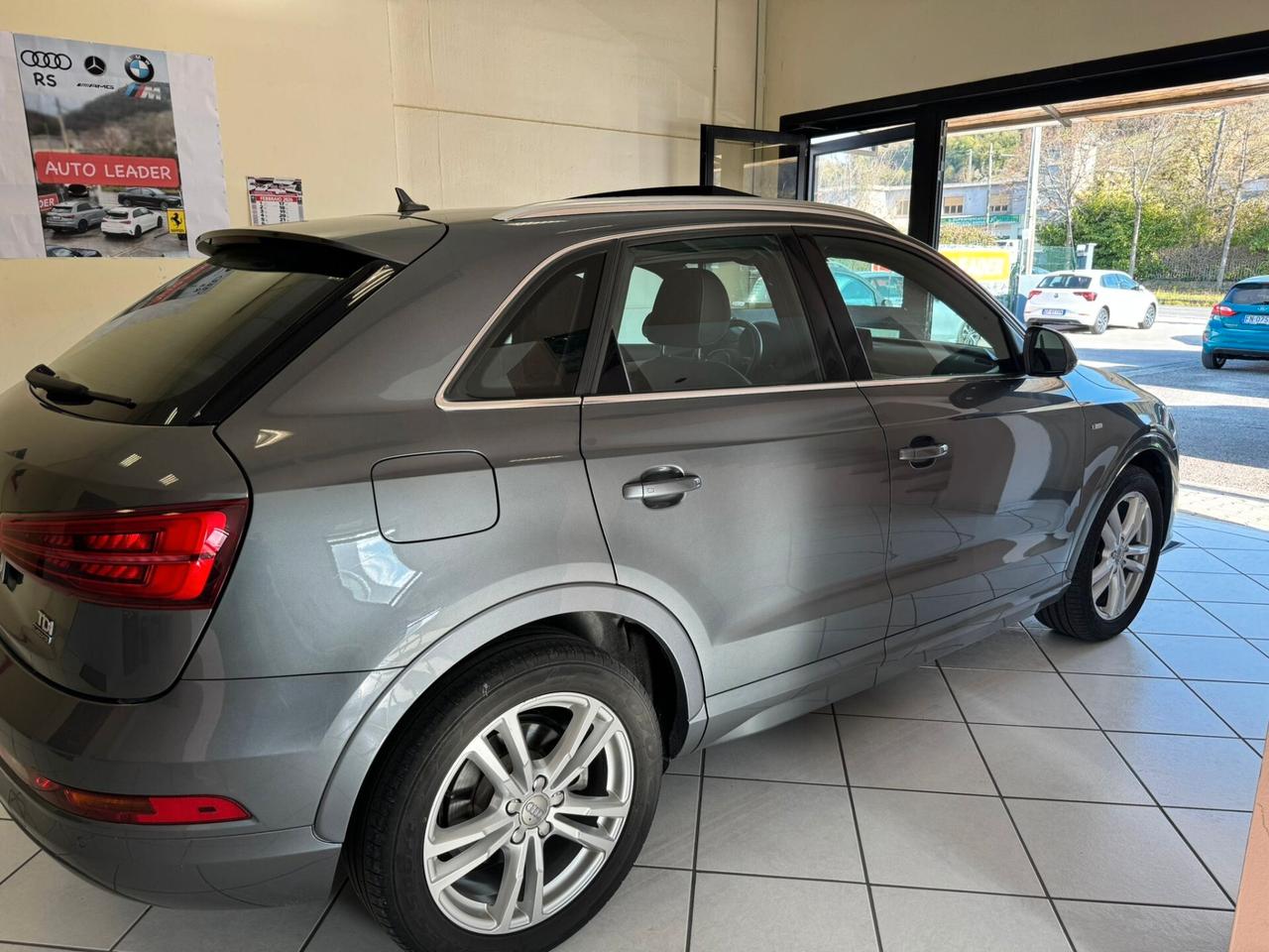 Audi Q3 2.0 TDI 150 CV quattro S tronic line Edition