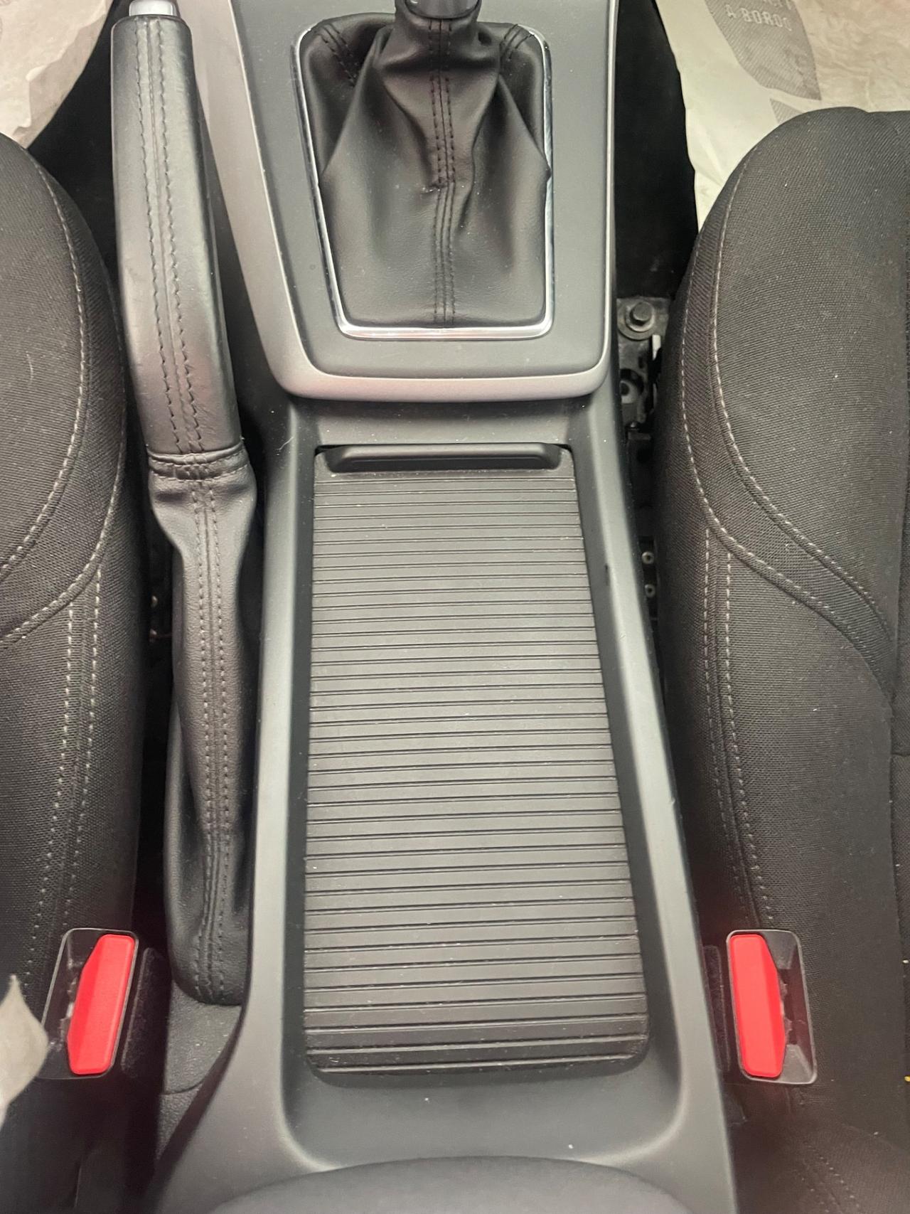 Volvo V40 Cross Country D4 Geartronic Momentum - Nessun vincolo -