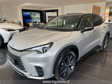 Lexus LBX Hybrid Emotion