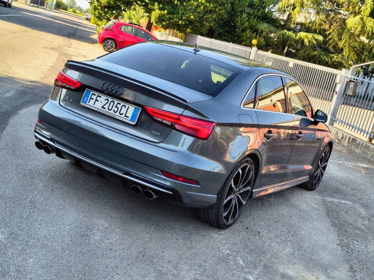 AUDI - A4 - 2.0 TDI 150CV S tronic Sport