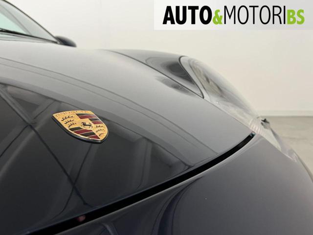 PORSCHE 911 996 Carrera cat Coupé 3.4