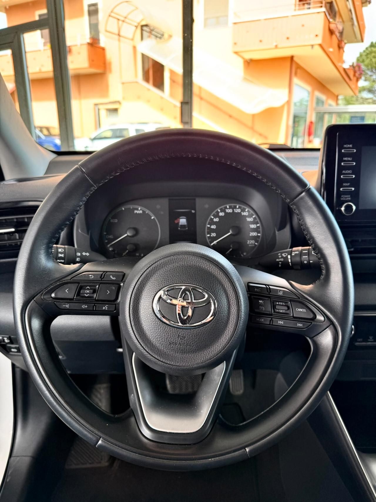 Toyota Yaris 1.5 Hybrid 5 porte Business