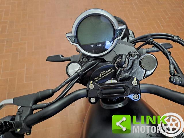 MOTO GUZZI V7 IV STONE