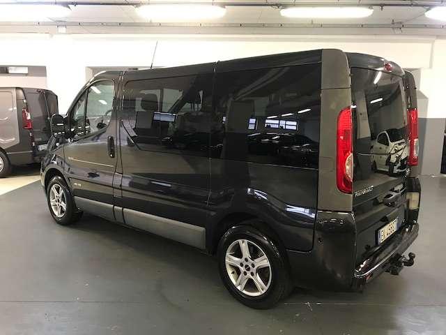 Renault Trafic 2.0 dci 115cv / 9 posti / GANCIO TRAINO