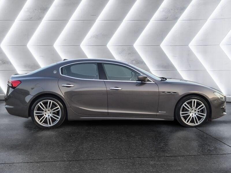 Maserati Ghibli 3.0 V6 Granlusso 250cv auto