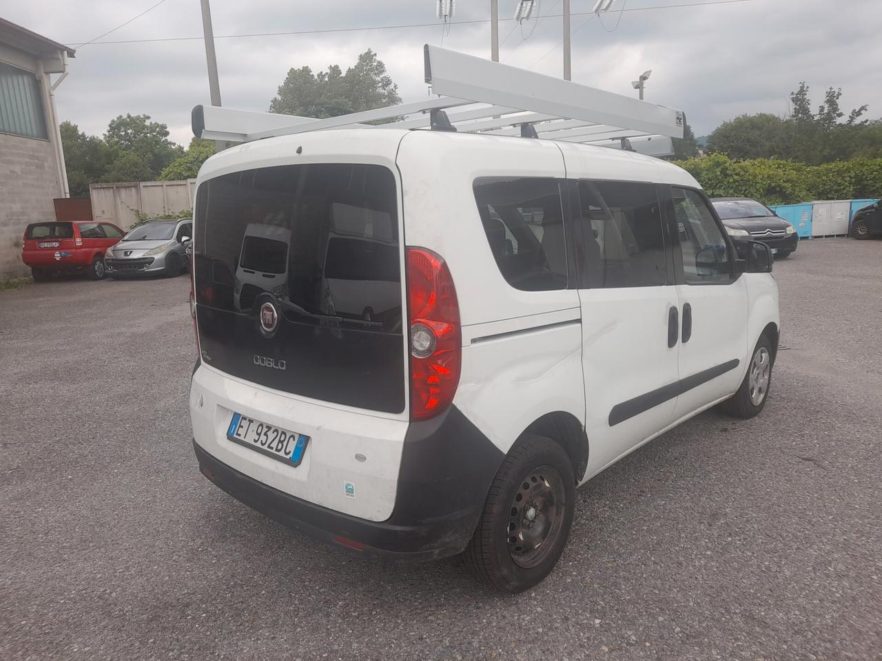 Fiat doblo 5 posti finestrato autocarro