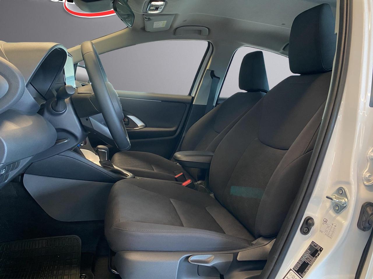 Mazda 2 1.5 vvt full hybrid electric Centre Line