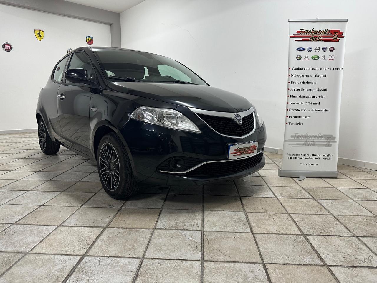 LANCIA Ypsilon 1.2 (69) Platinum 2011