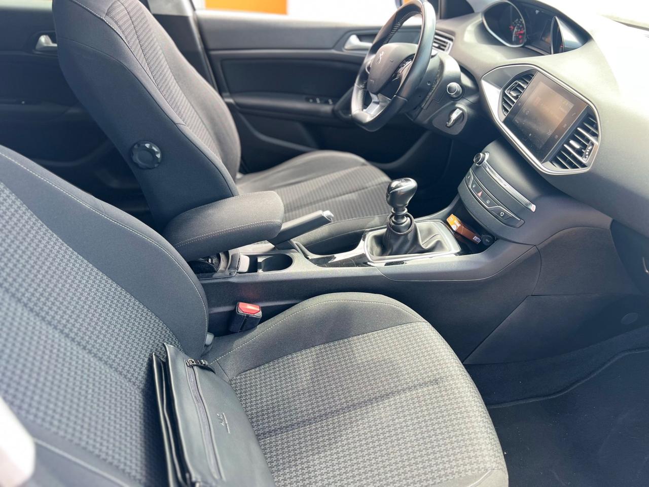 Peugeot 308 BlueHDi 130 S&S SW GT Line