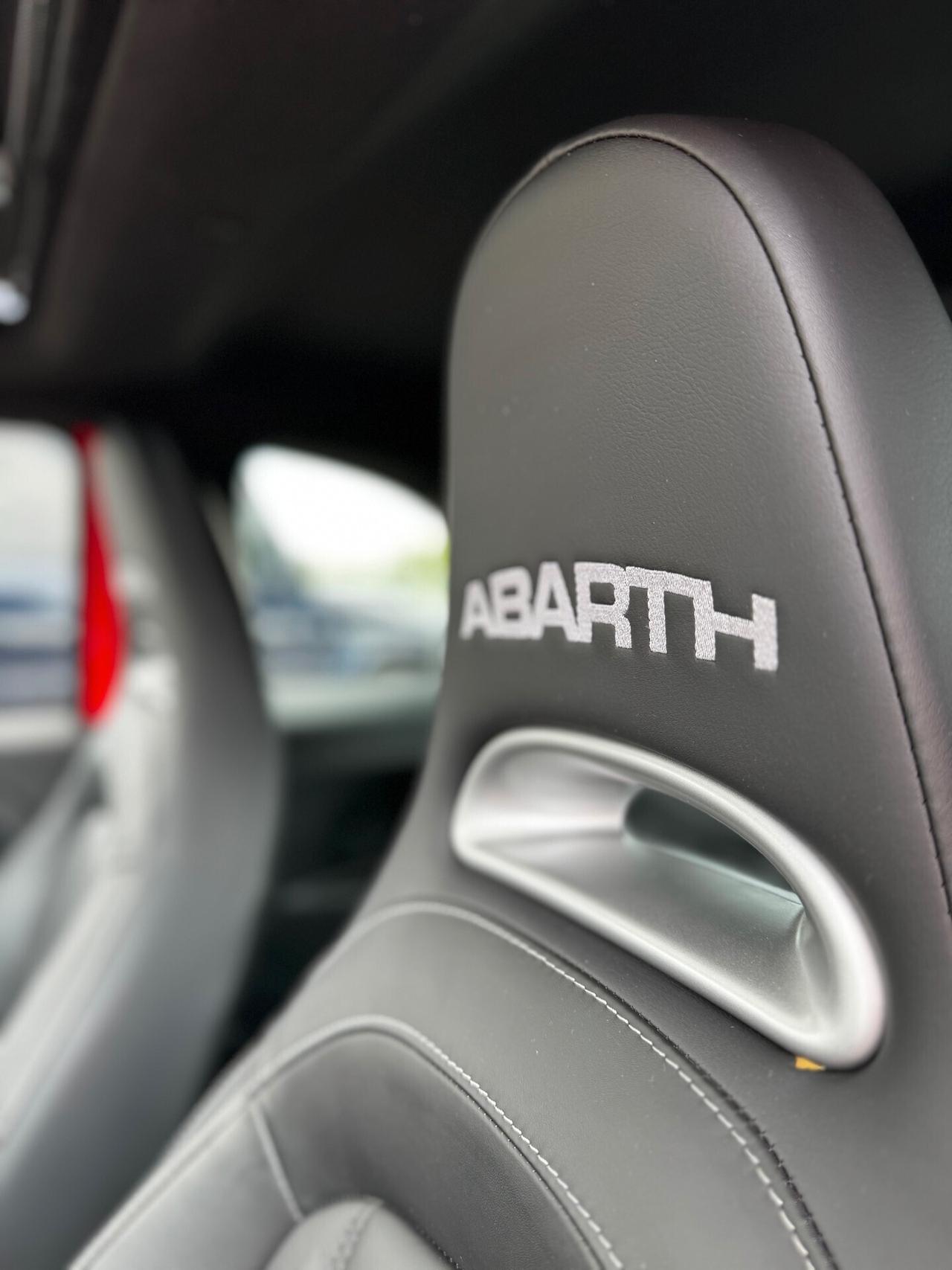 Abarth 595 1.4 Turbo T-Jet 165 CV Turismo /tetto/pelle/km doc