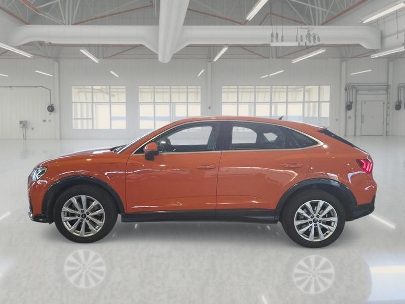 AUDI Q3 SPORTBACK 45 TFSI e S tronic Business Plus