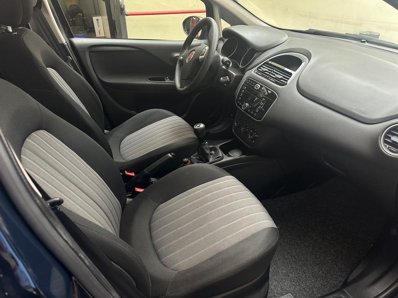 Fiat Punto 1.3 MJT II S&S 95 CV 5 porte Street